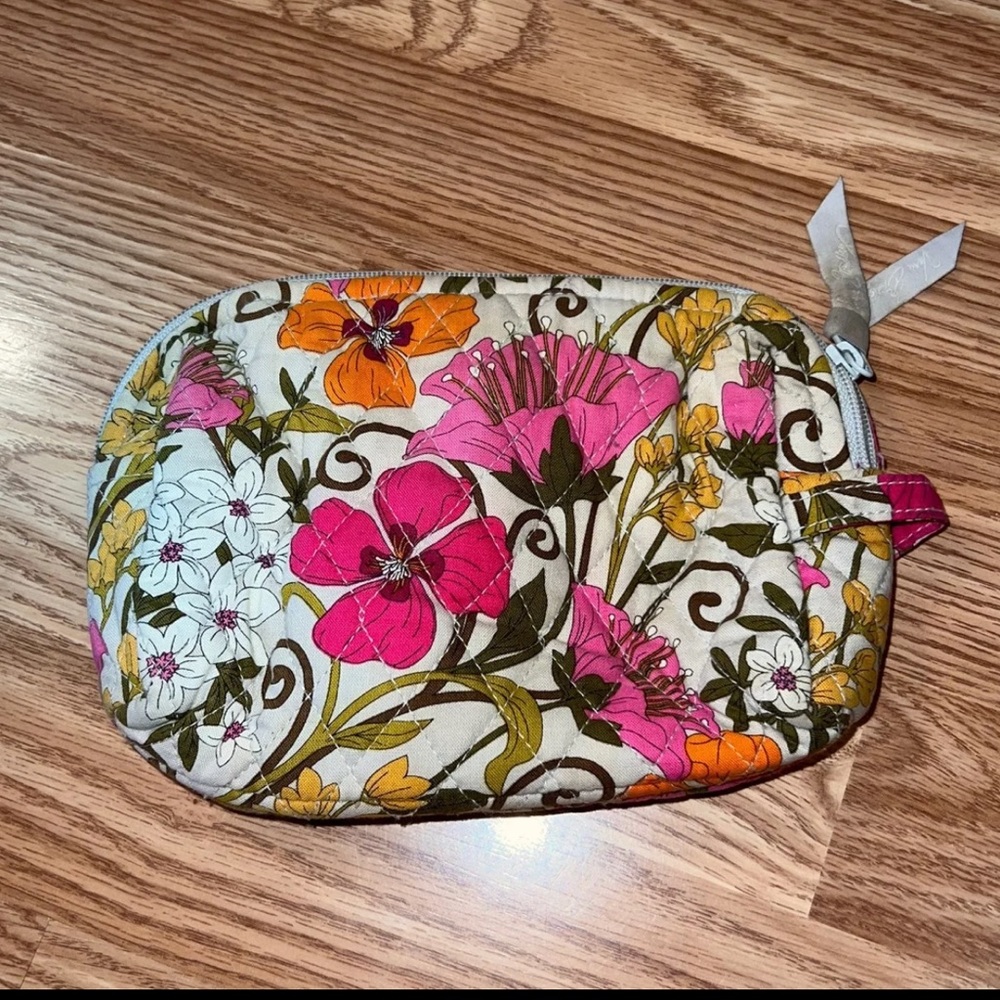 Vera Bradley Make-up / Cosmetic Bag- floral